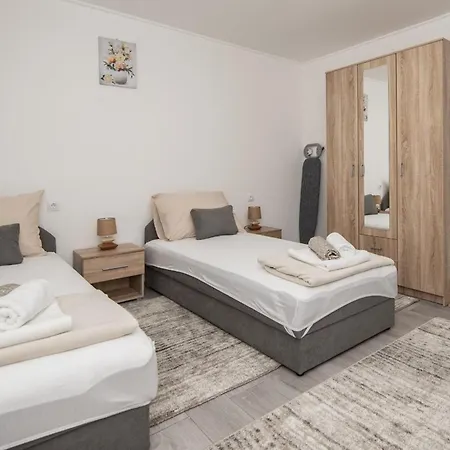 Miske Apartment